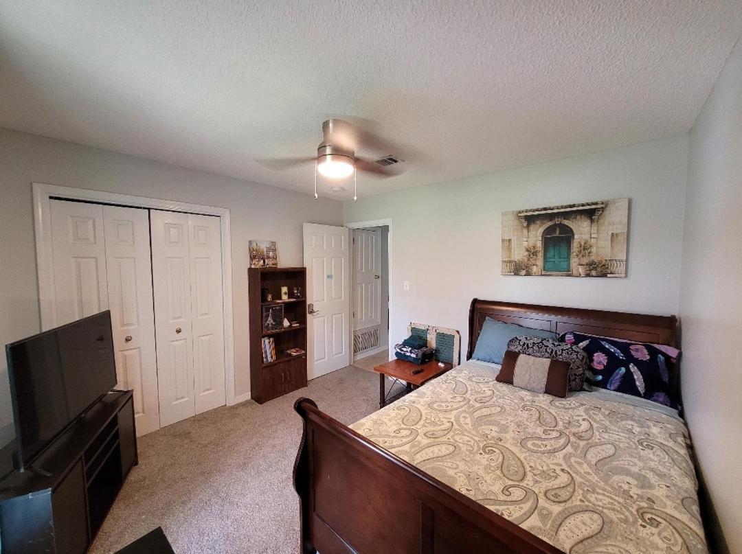 Bedroom Four Minutes From Beach Pensacola Exterior foto